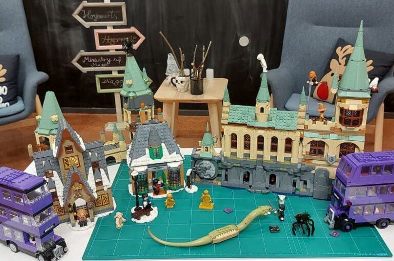 Djeca i mladi u knjižnici izgradili čaroban svijet od lego kocki