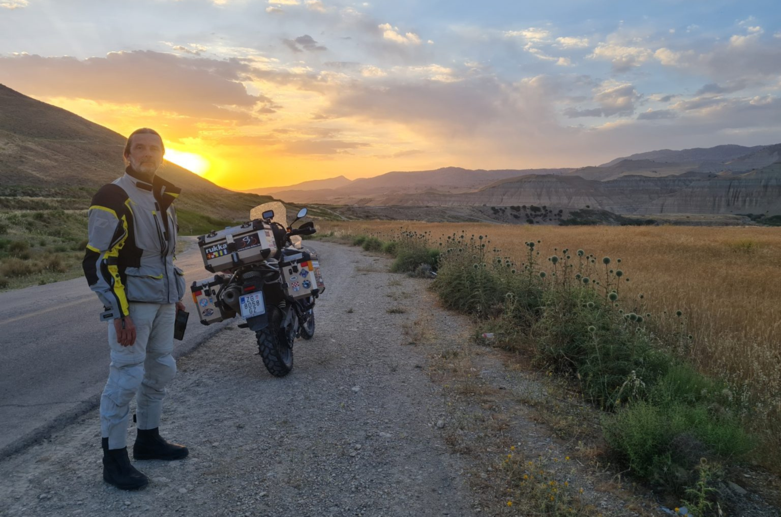 Putopisno predavanje / Boris Rukavina „Diljem svijeta motorom ...